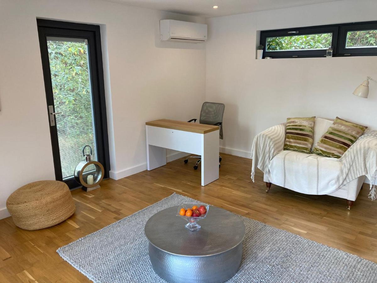 Independent Rural Detached Annexe With Free Private Parking Daire Canterbury Dış mekan fotoğraf